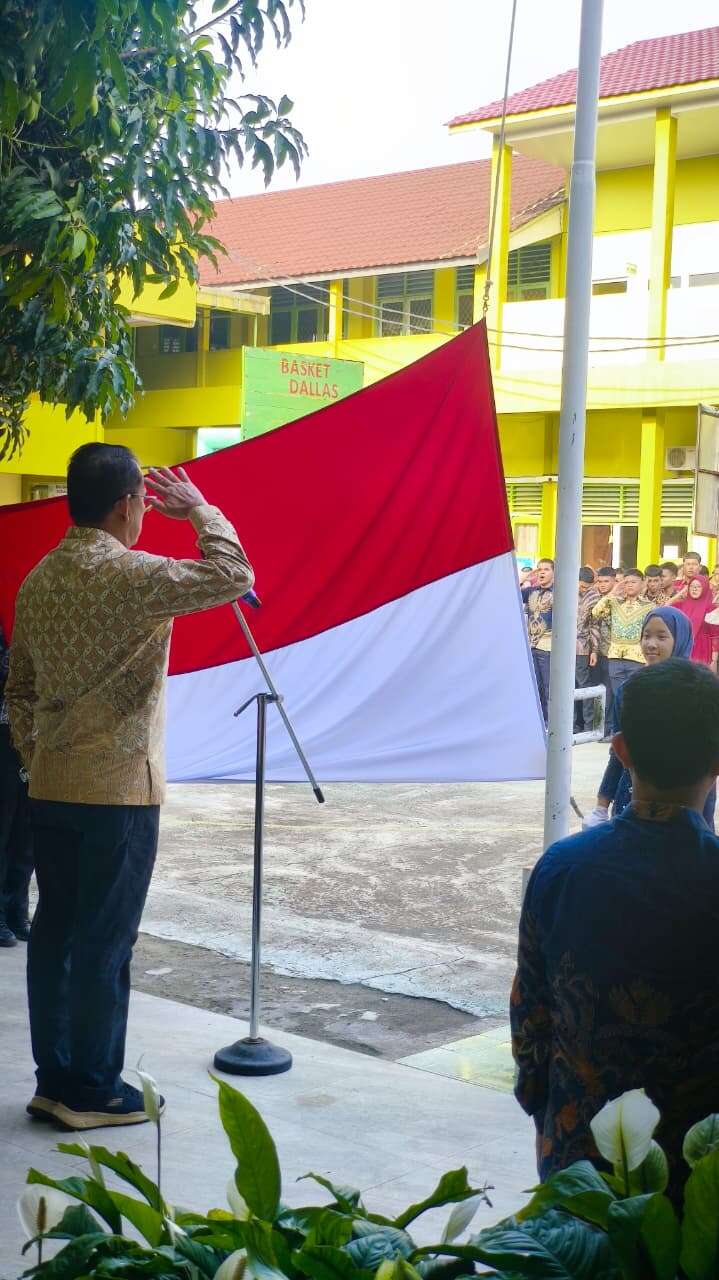 UPACARA MEMPERINGATI HARI KARTINI , 21 APRIL 2026 SMA NEGERI 18 PALEMBANG
